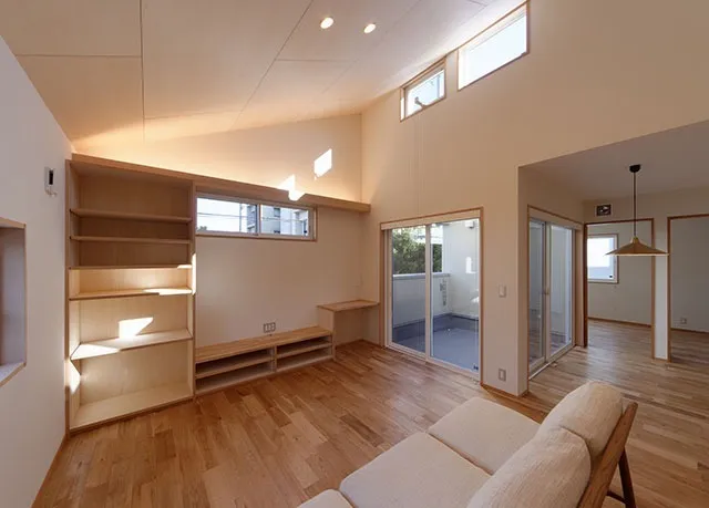 センターガレージハウス