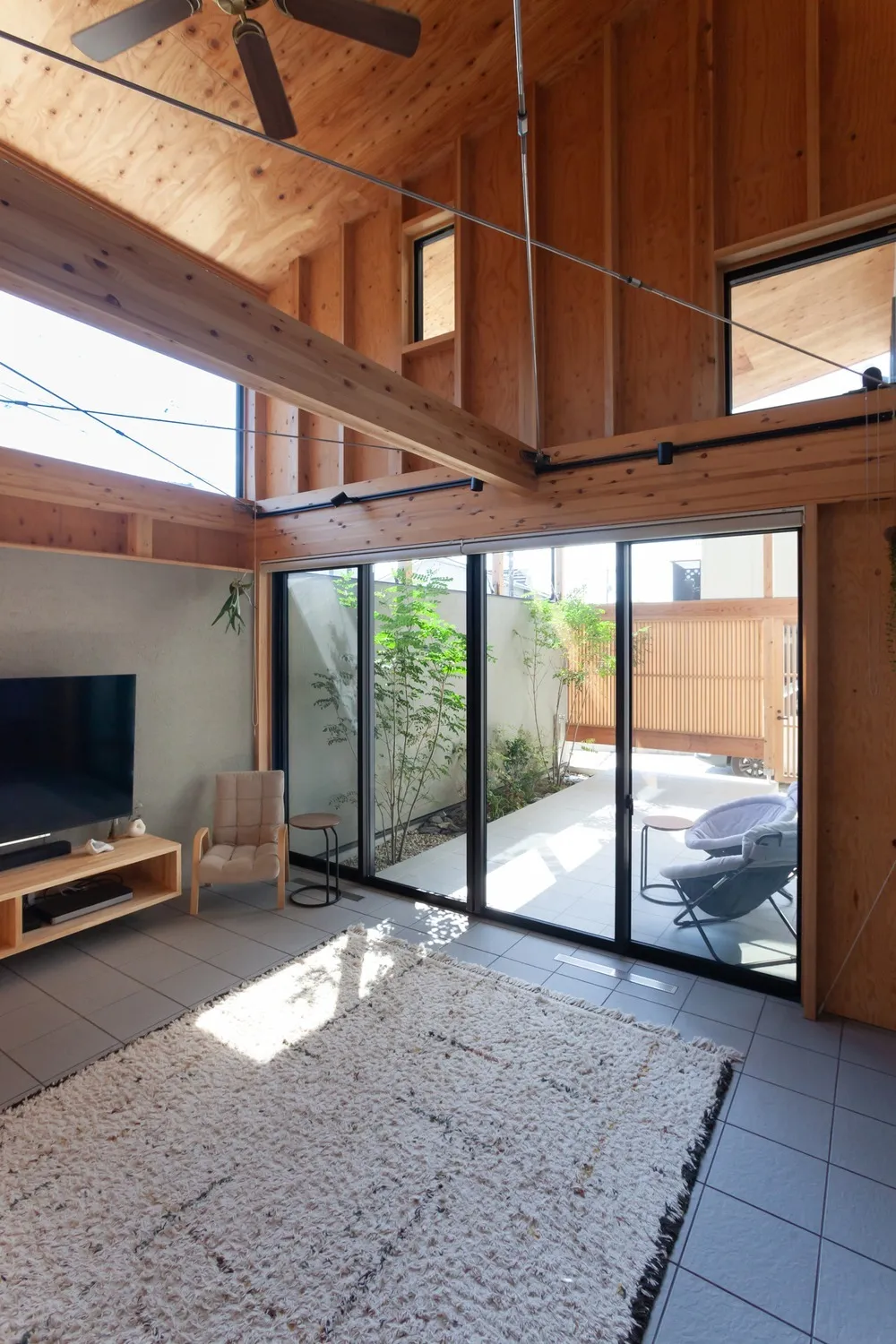 インアウトドアリビングハウス