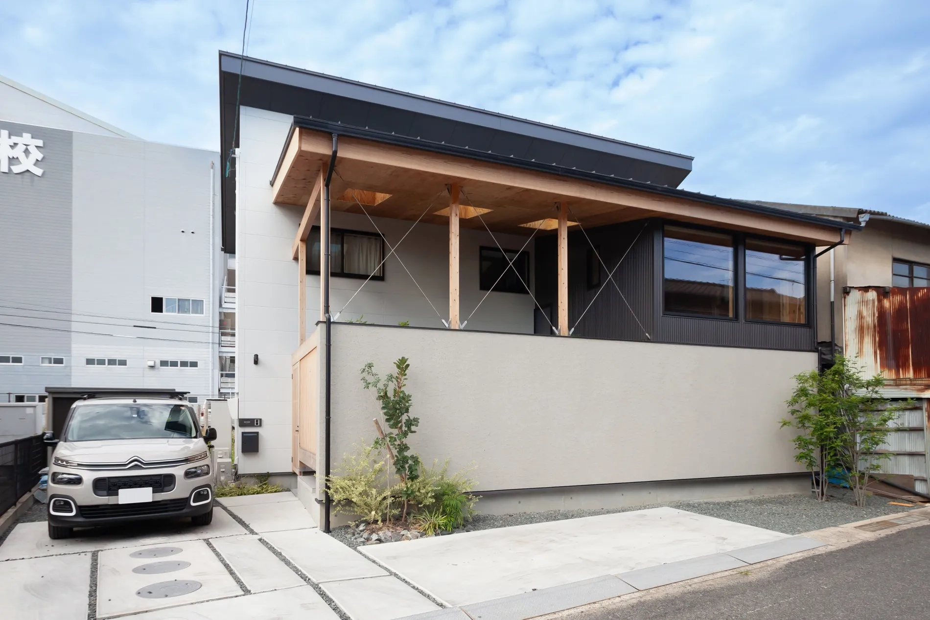 インアウトドアリビングハウス