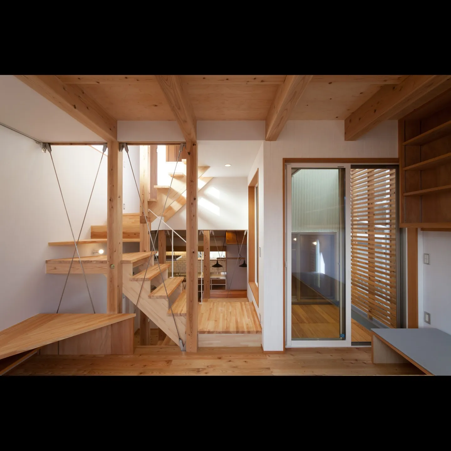 狭小地木造3階建て住宅。